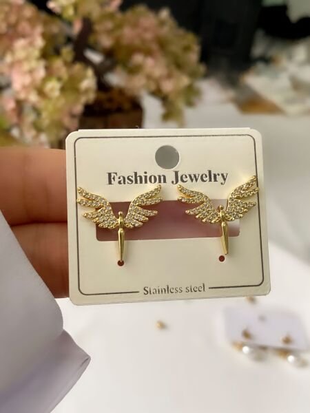 ÇELİK MİKAİLİN KANADI KÜPE