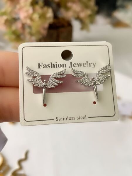 ÇELİK MİKAİLİN KANADI KÜPE