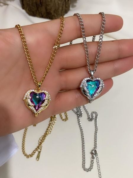 ÇELİK RENKLİ ZİRKON TAŞLI KALP KOLYE