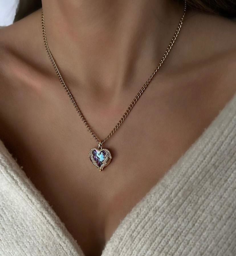 ÇELİK RENKLİ ZİRKON TAŞLI KALP KOLYE