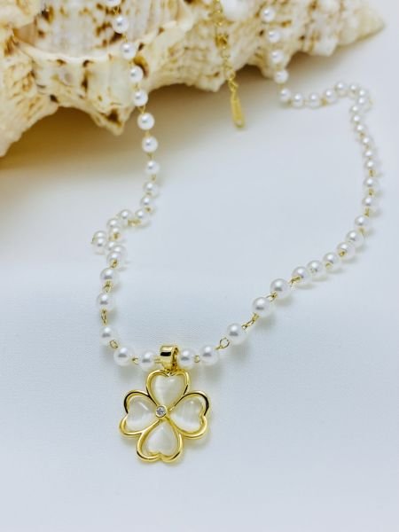 ÇELİK İNCİLİ YONCA KOLYE