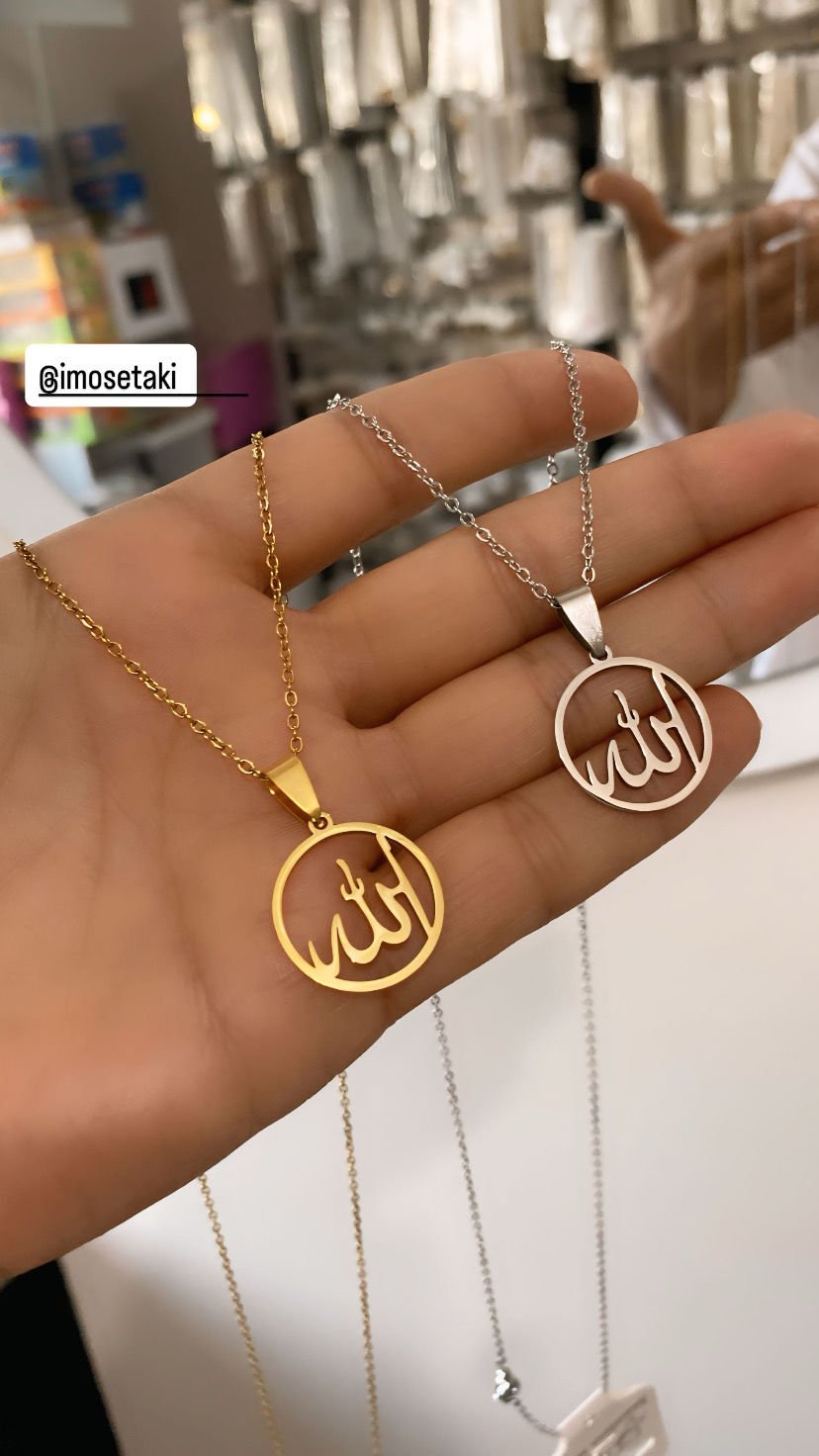 Çelik Dualı Kolye Modeli