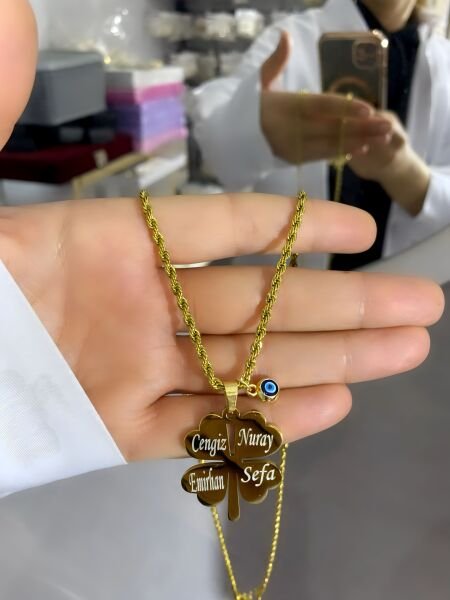 ÇELİK KİŞİYE ÖZEL İSİMLİ YONCA KOLYE