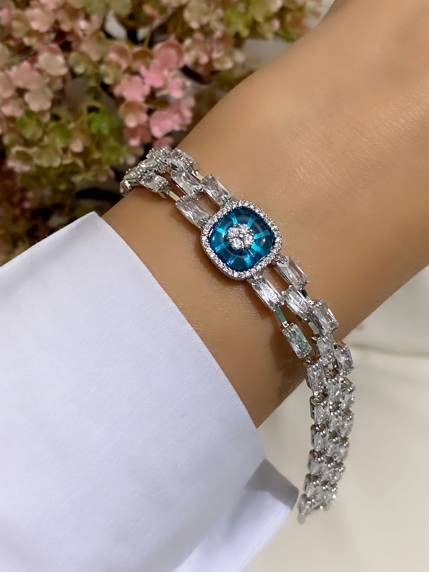 ÇELİK ZİRKON TAŞLI BİLEKLİK