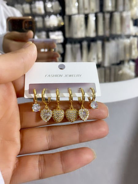 ÇELİK ÇOKLU KÜPE SETİ