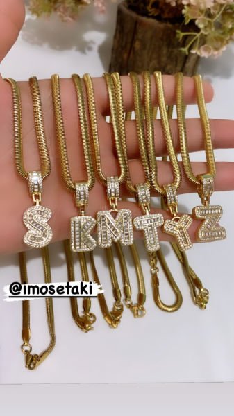 ÇELİK ZİRKON TAŞLI HARF KOLYE