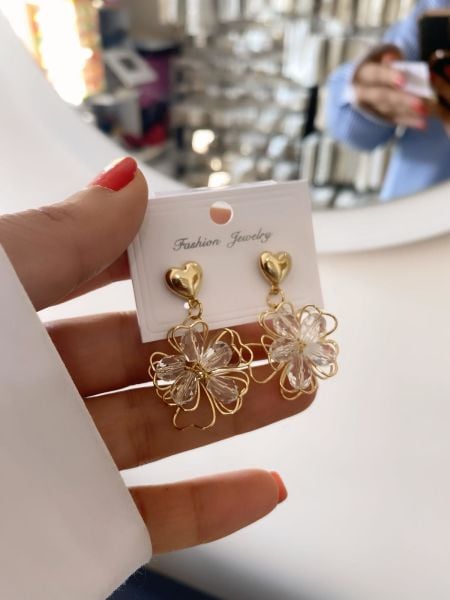 Çelik Kalp Detaylı Küpe