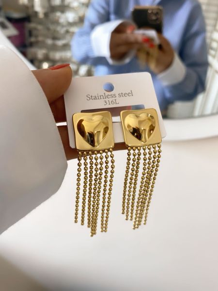 Çelik Kalp Detaylı Sallantılı Küpe