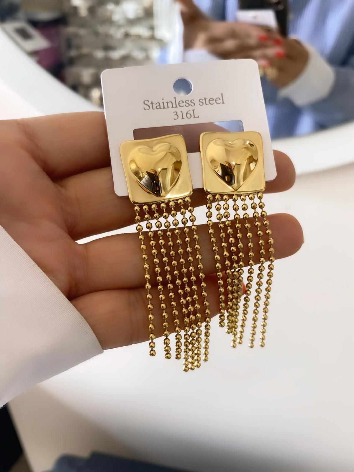 Çelik Kalp Detaylı Sallantılı Küpe