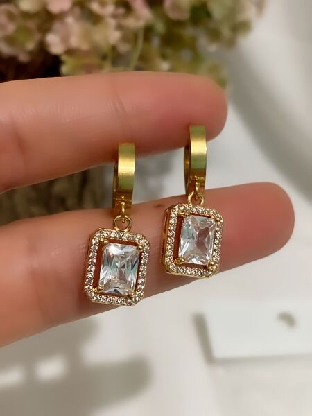 ÇELİK  BEGET KÜPE