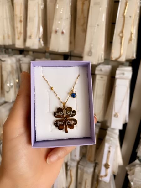 Kişiye Özel İsimli Yonca Kolye