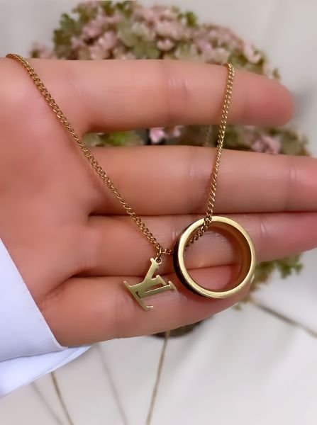 LOUIS VUITTON MARKA  KOLYE