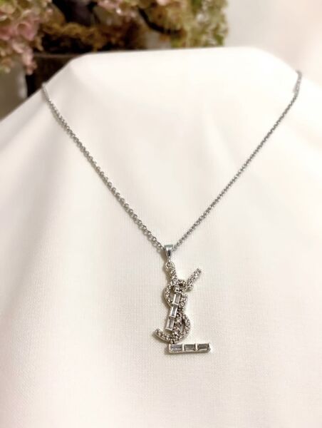 LOUIS VUITTON MARKA  KOLYE