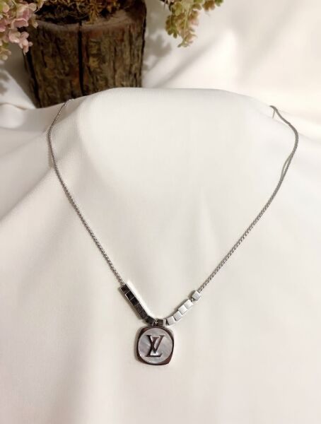 LOUIS VUITTON MARKA KOLYE