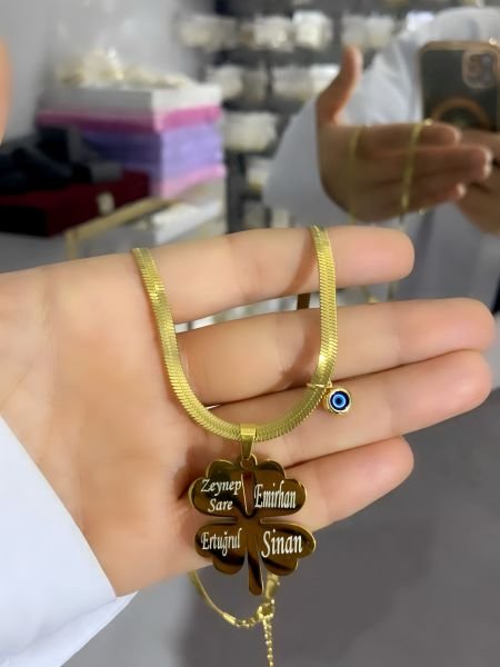 Çelik Kişiye Özel İsimli Yonca Kolye