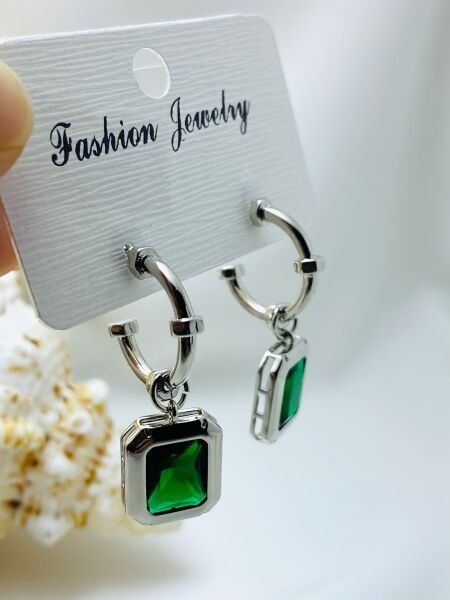 ÇELİK  ZİRKON TAŞLI KÜPE