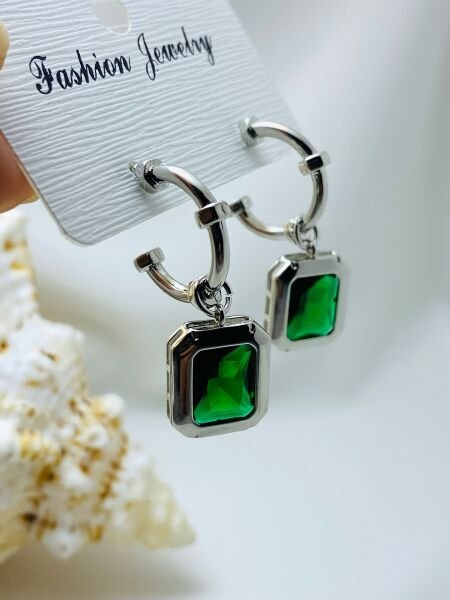 ÇELİK  ZİRKON TAŞLI KÜPE