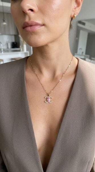 Çelik Chanel Marka Model Bayan Kolye