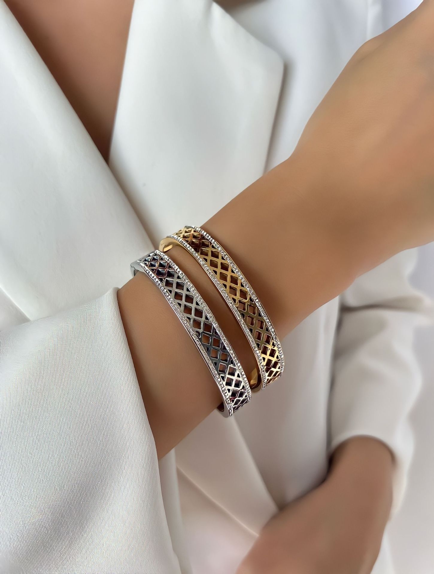 ÇELİK KELEPÇE BİLEKLİK